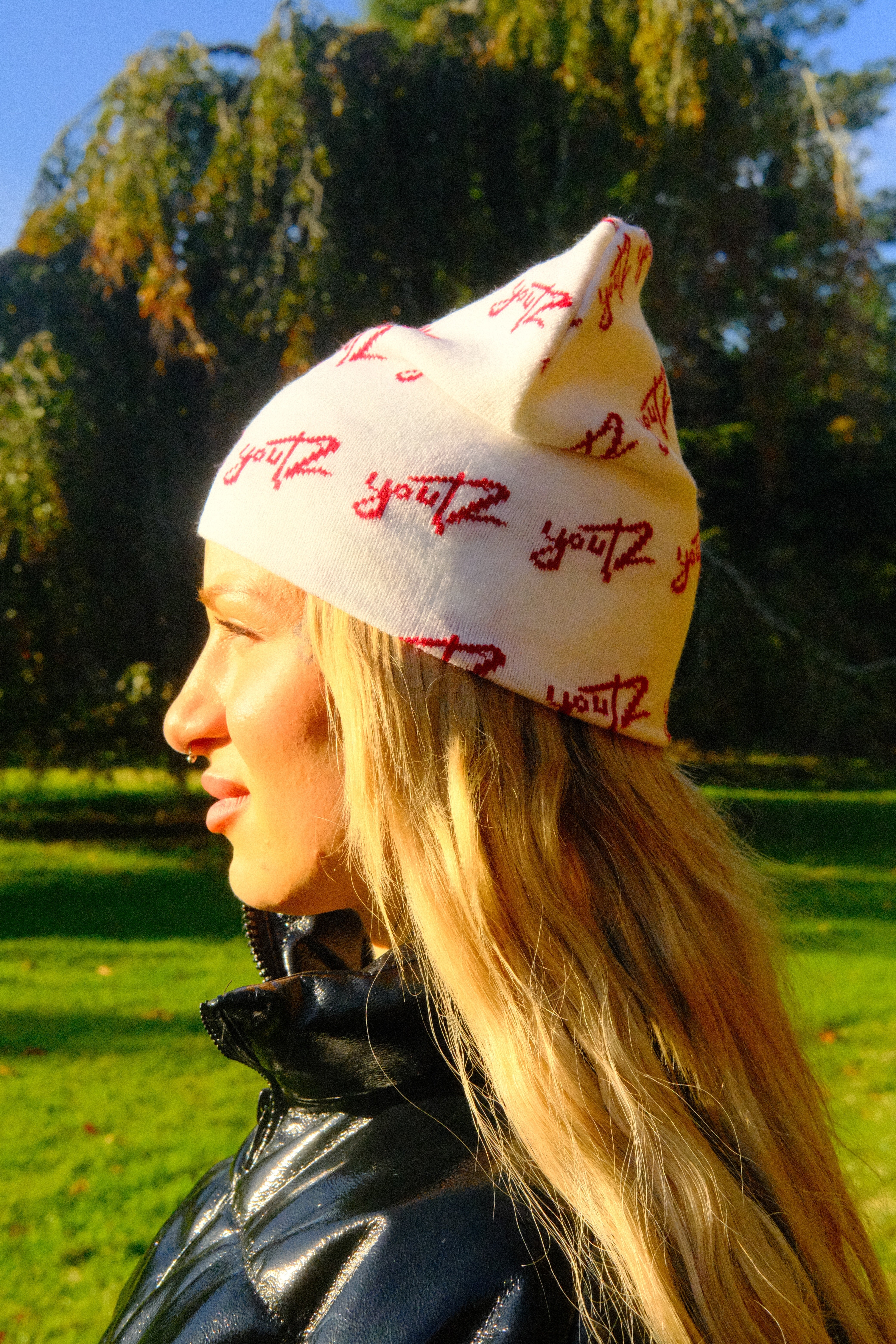 YOUTZ "EYES ON US" BEANIE